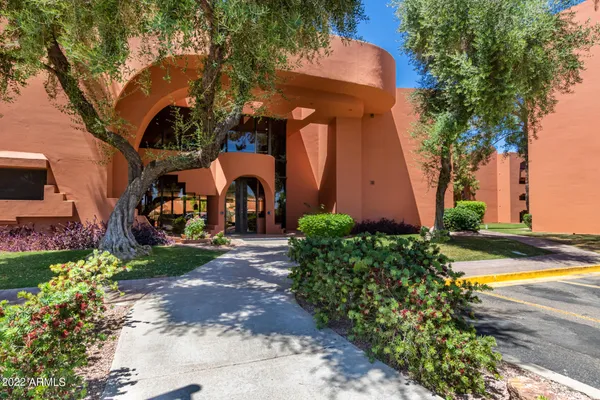 $285,000 | 12212 North Paradise Village Parkway West, Unit 146, Phoenix, AZ 85032