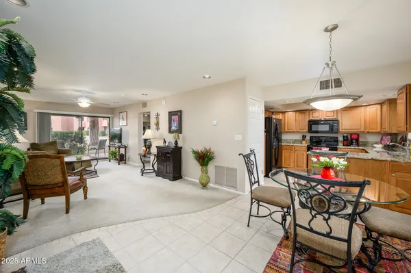 $285,000 | 12212 North Paradise Village Parkway West, Unit 146, Phoenix, AZ 85032