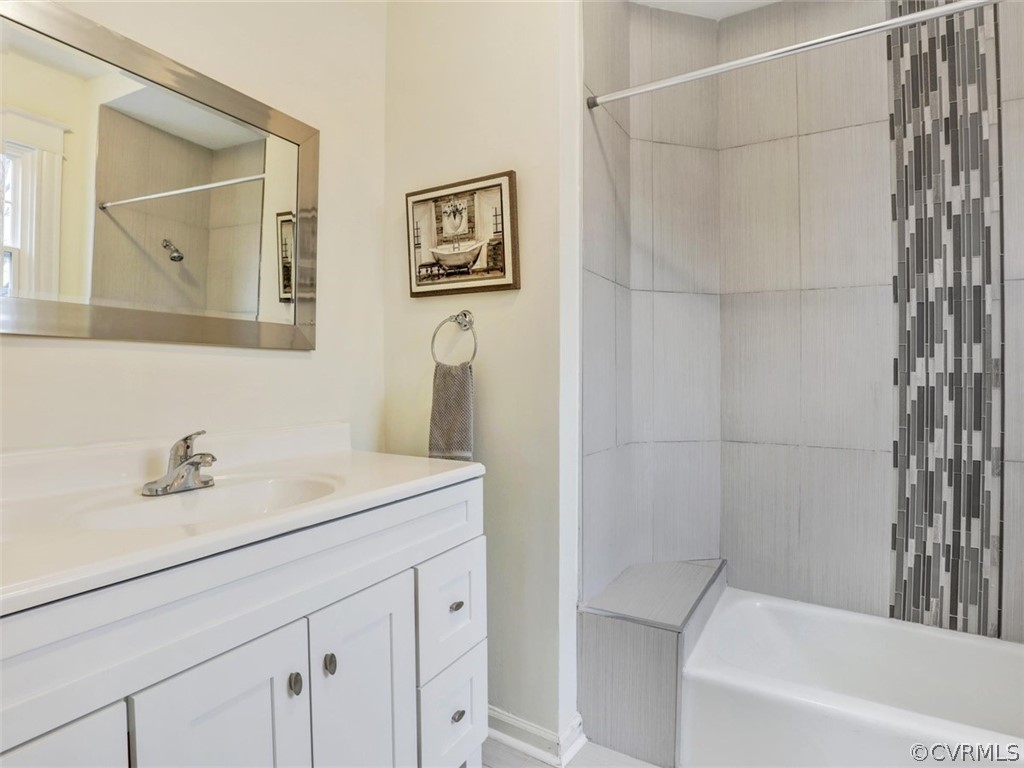 300 Overbrook Road Richmond, VA 23222 - Photo 19 of 28 Master Bath
