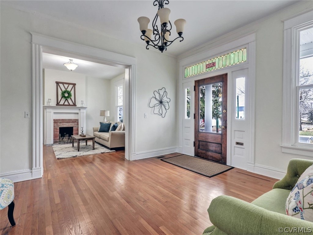 300 Overbrook Road Richmond, VA 23222 - Photo 3 of 28 Foyer