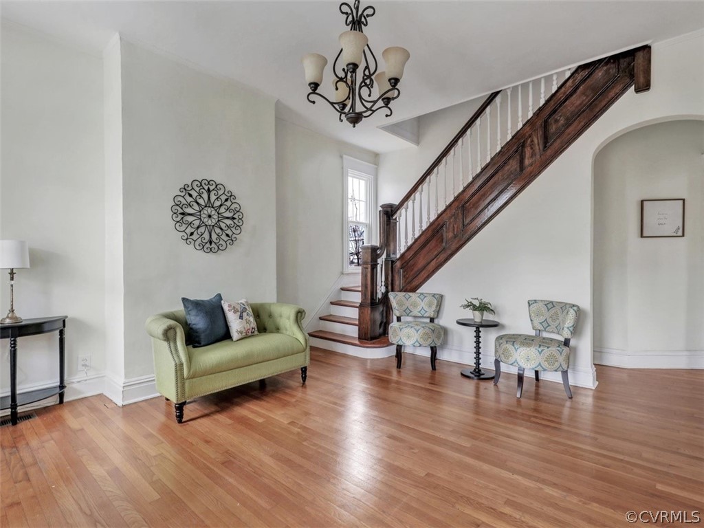 300 Overbrook Road Richmond, VA 23222 - Photo 6 of 28 Foyer