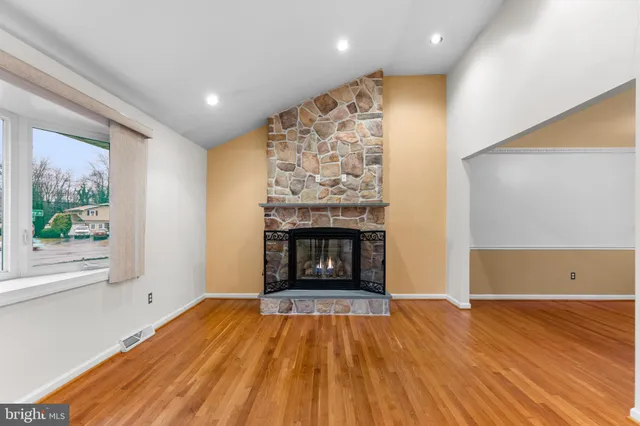 $498,000 | 2115 Coventry Drive, Wilmington, DE 19810