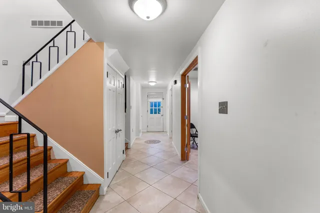 $498,000 | 2115 Coventry Drive, Wilmington, DE 19810