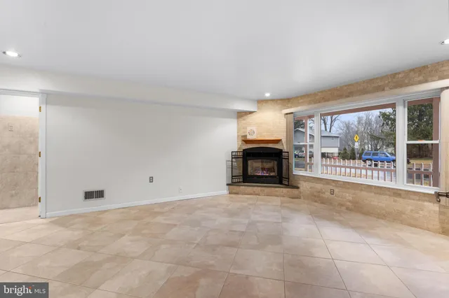 $498,000 | 2115 Coventry Drive, Wilmington, DE 19810