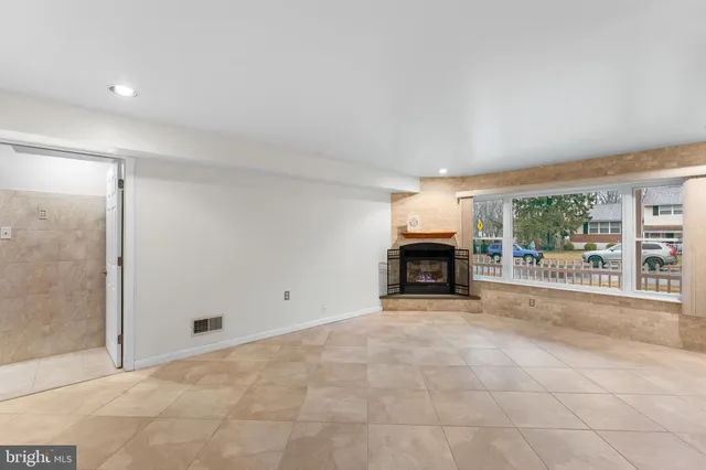 $498,000 | 2115 Coventry Drive, Wilmington, DE 19810