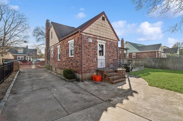 a view of outdoor space yard and patio
