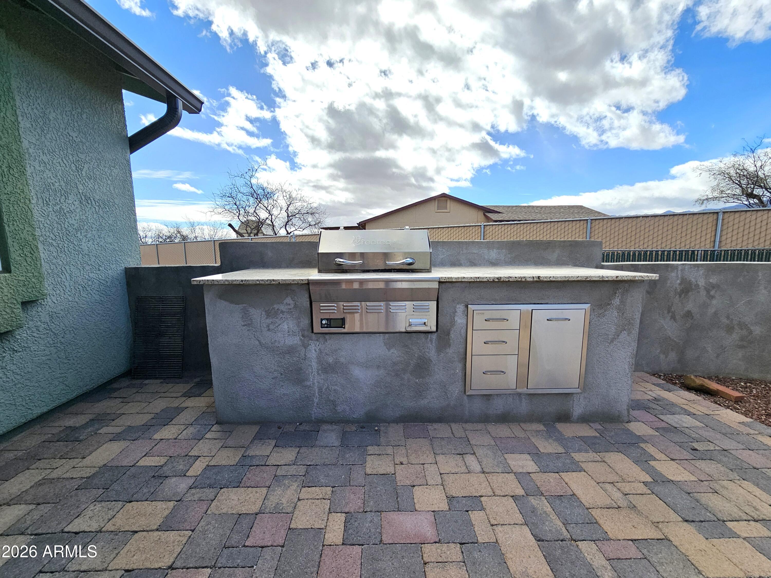 5705 South Wild Rose Road Hereford, AZ 85615 - Photo 5 of 39 a view of a terrace