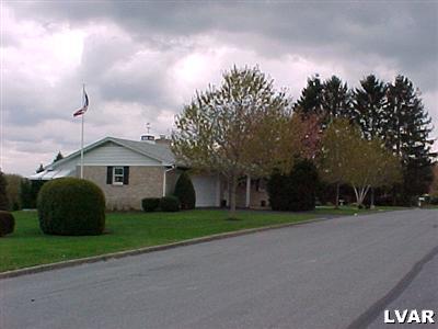 2535 Gap View Road Slatington, PA 18080 - Photo 3 of 10 Gallery Image 3