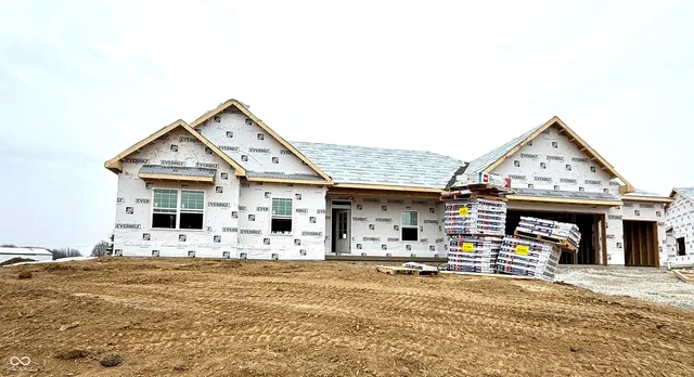 $419,900 | 6 Pine Hills Court, Crawfordsville, IN 47933