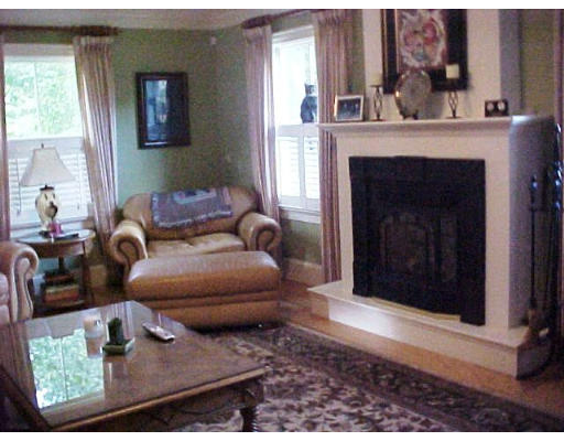 40 Calvin Road Wellesley, MA 02481 - Photo 4 of 11