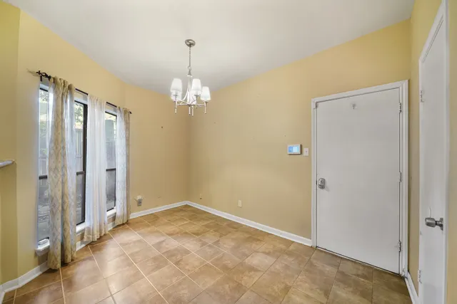 $2,500 | 2555 Bering Drive, Unit 1, Houston, TX 77057