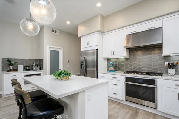 $1,849,000 | 413 Transport, Tustin, CA 92782