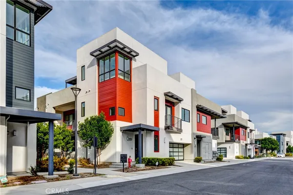 $1,849,000 | 413 Transport, Tustin, CA 92782