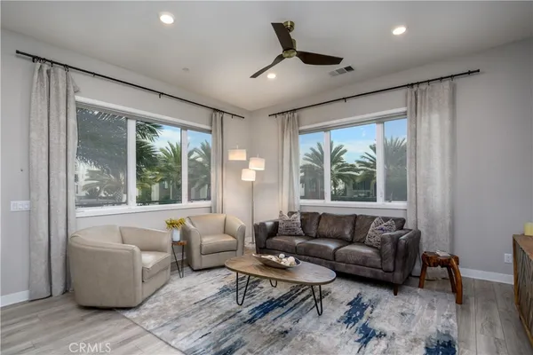 $1,849,000 | 413 Transport, Tustin, CA 92782