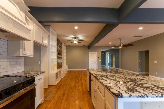 $394,500 | 514 North Rogers Street, Waxahachie, TX 75165