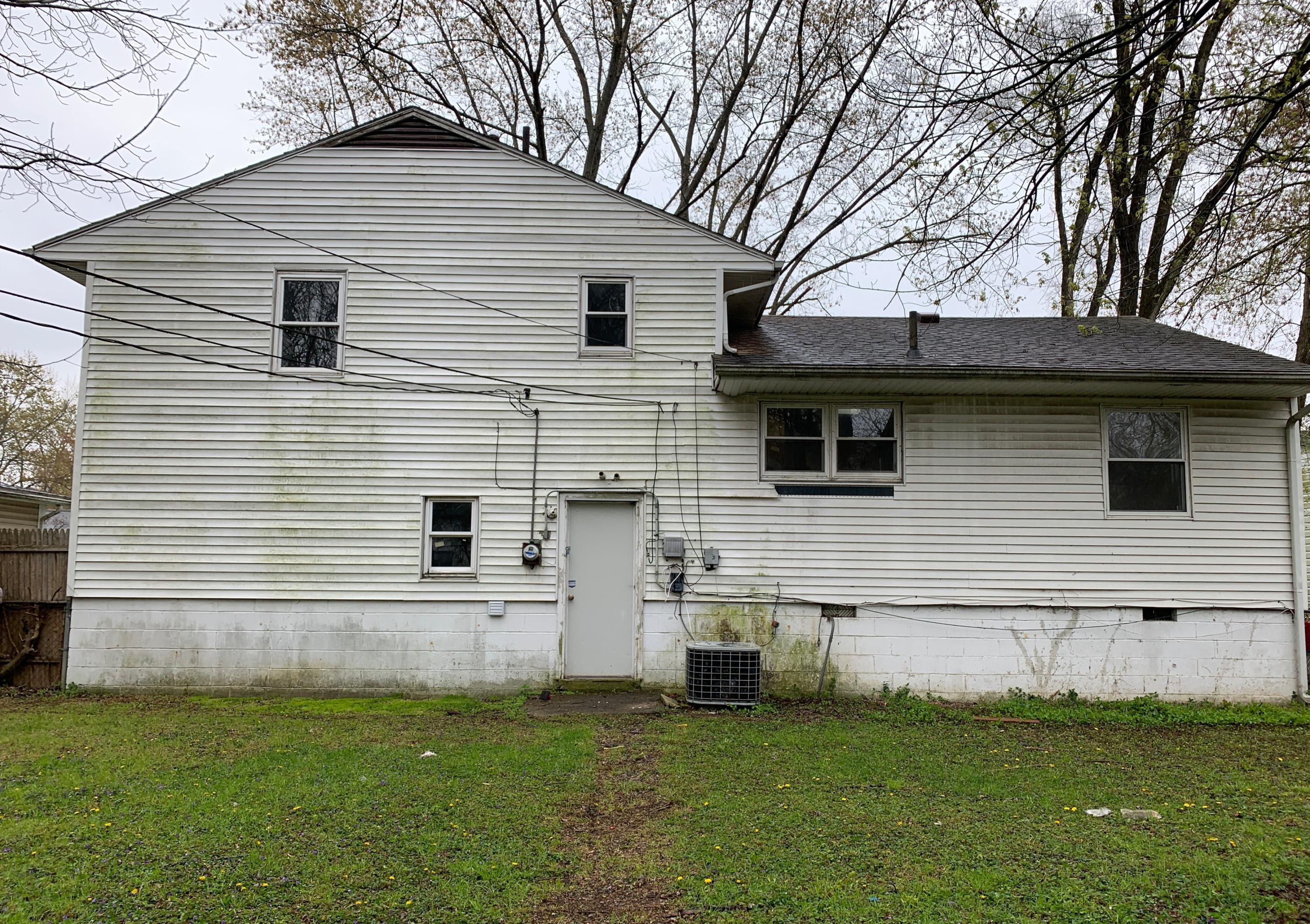 1633 Shady Lane Road Columbus, OH 43227 - Photo 3 of 11 Gallery Image 3