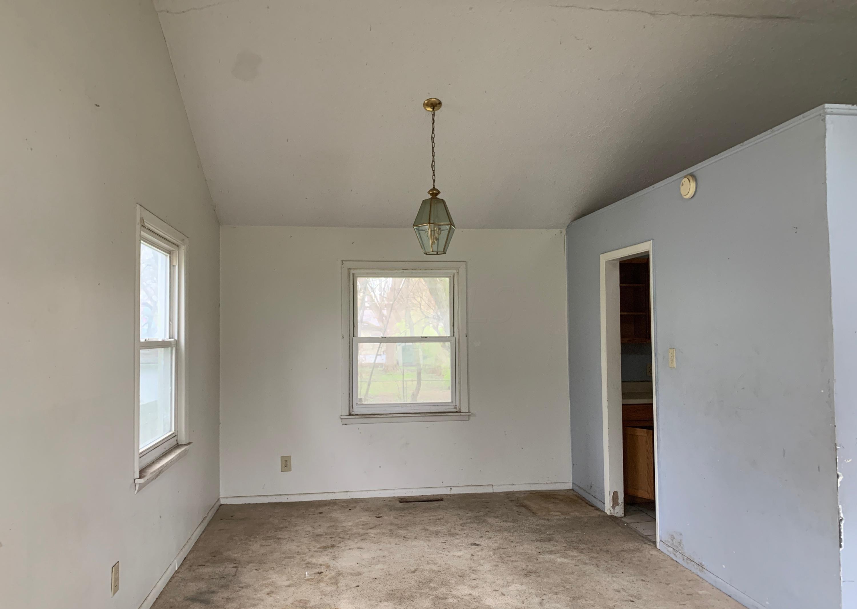 1633 Shady Lane Road Columbus, OH 43227 - Photo 7 of 11 Gallery Image 7