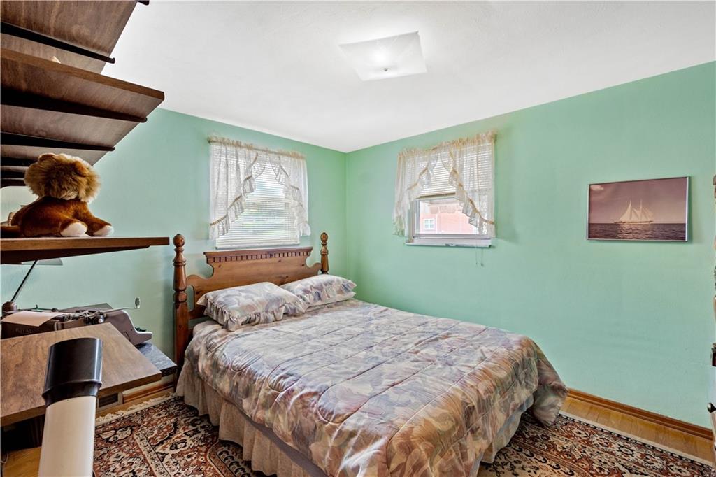 525 Springfield Street Pittsburgh, PA 15220 - Photo 18 of 25 Gallery Image 18