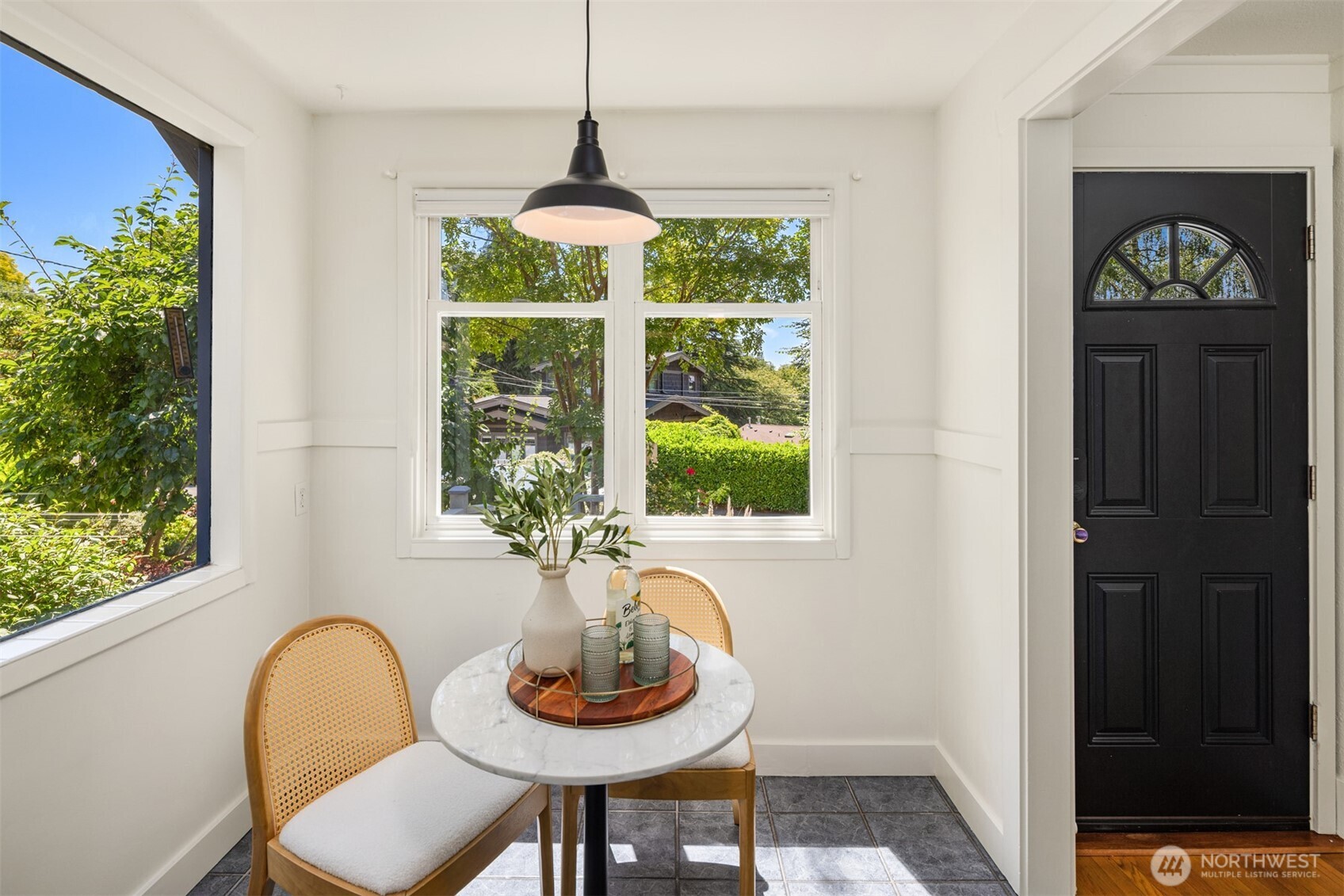 108 North 57th Street Seattle, WA 98103 - Photo 12 of 33