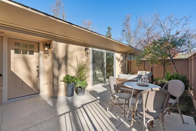 $499,000 | 2133 Tice Creek Drive, Unit 4, Walnut Creek, CA 94595