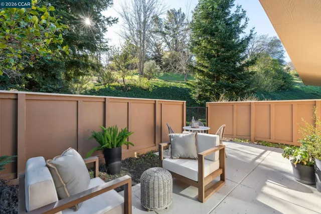 $499,000 | 2133 Tice Creek Drive, Unit 4, Walnut Creek, CA 94595