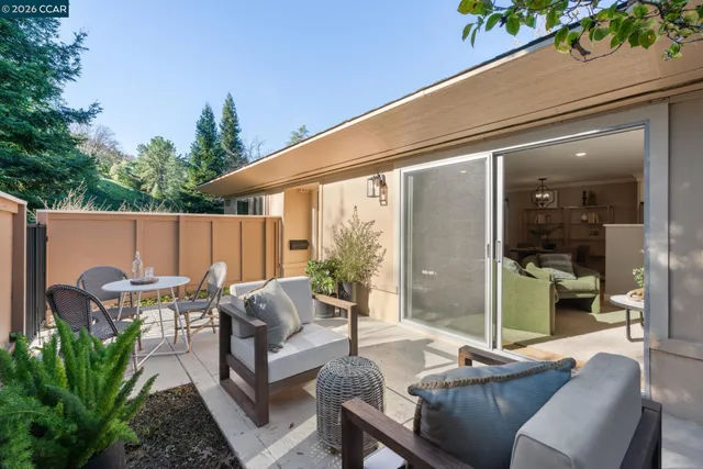 $499,000 | 2133 Tice Creek Drive, Unit 4, Walnut Creek, CA 94595