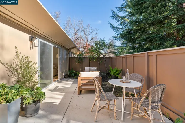 $499,000 | 2133 Tice Creek Drive, Unit 4, Walnut Creek, CA 94595