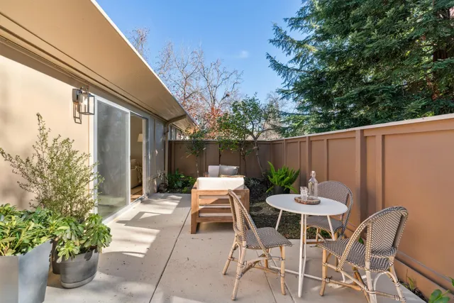 $499,000 | 2133 Tice Creek Drive, Unit 4, Walnut Creek, CA 94595