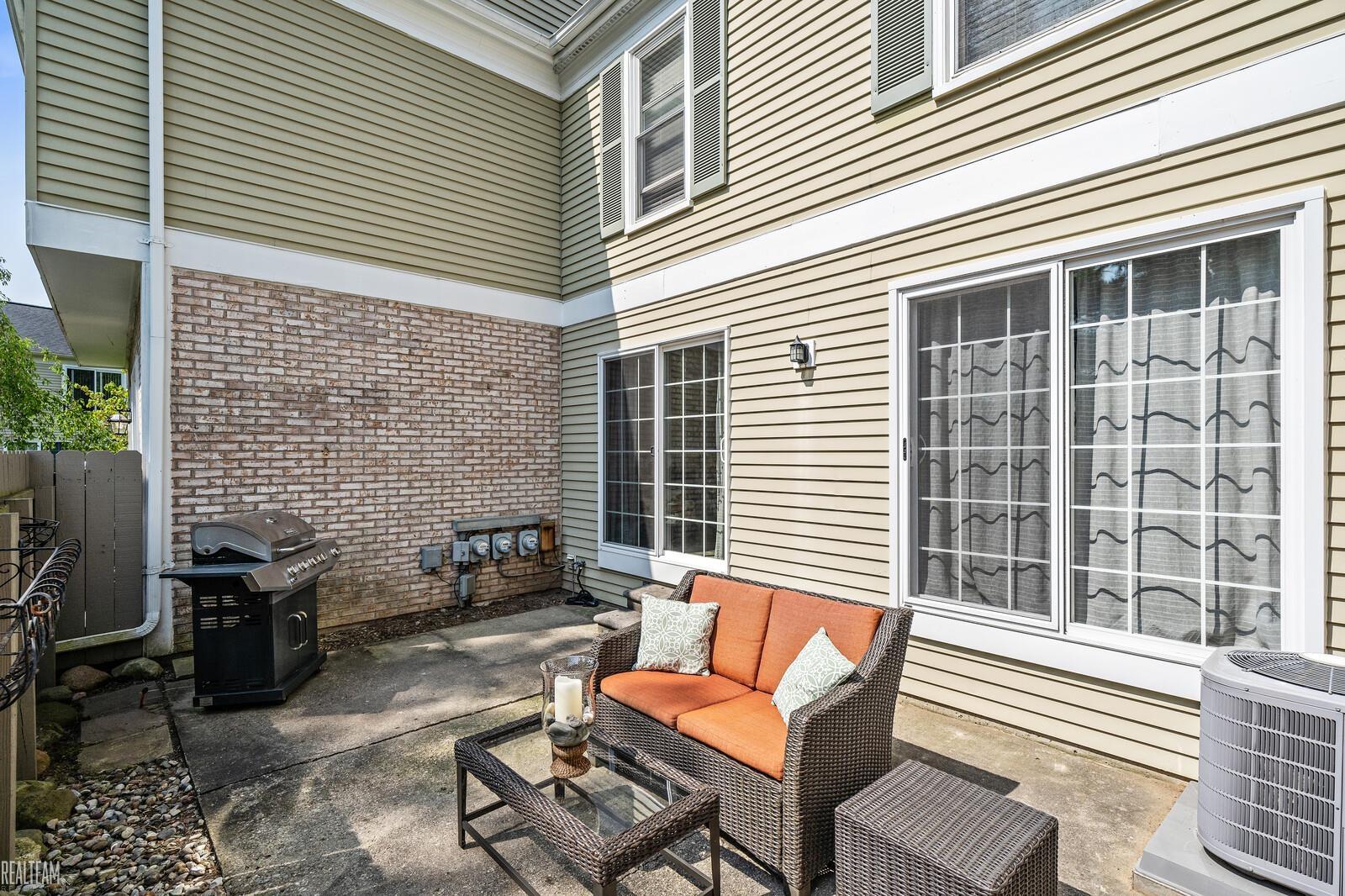 1285 Lamplighter Lane Rochester Hills, MI 48306 - Photo 31 of 39