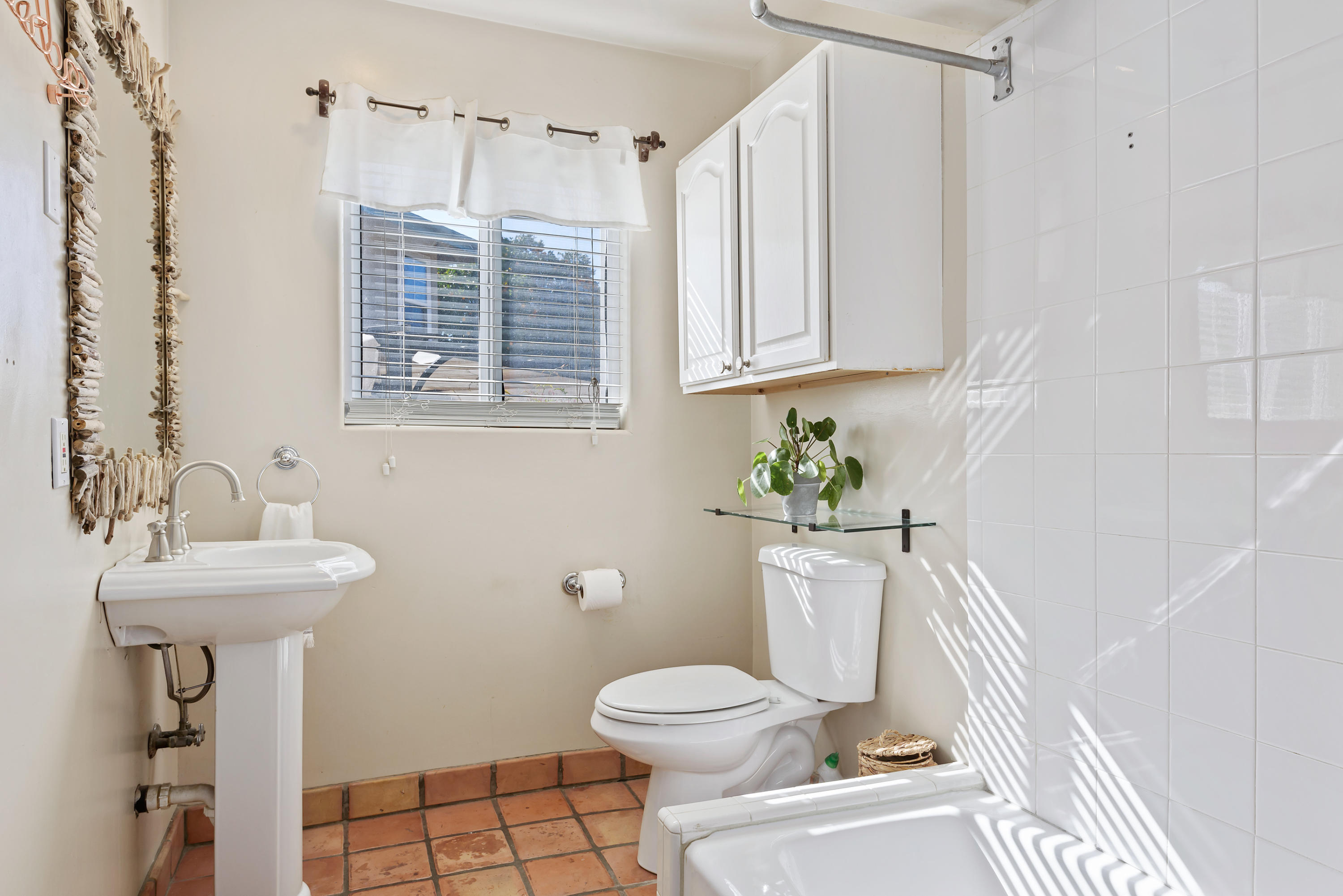2139 Modoc Road Santa Barbara, CA 93101 - Photo 13 of 19 Saltillo tile bath