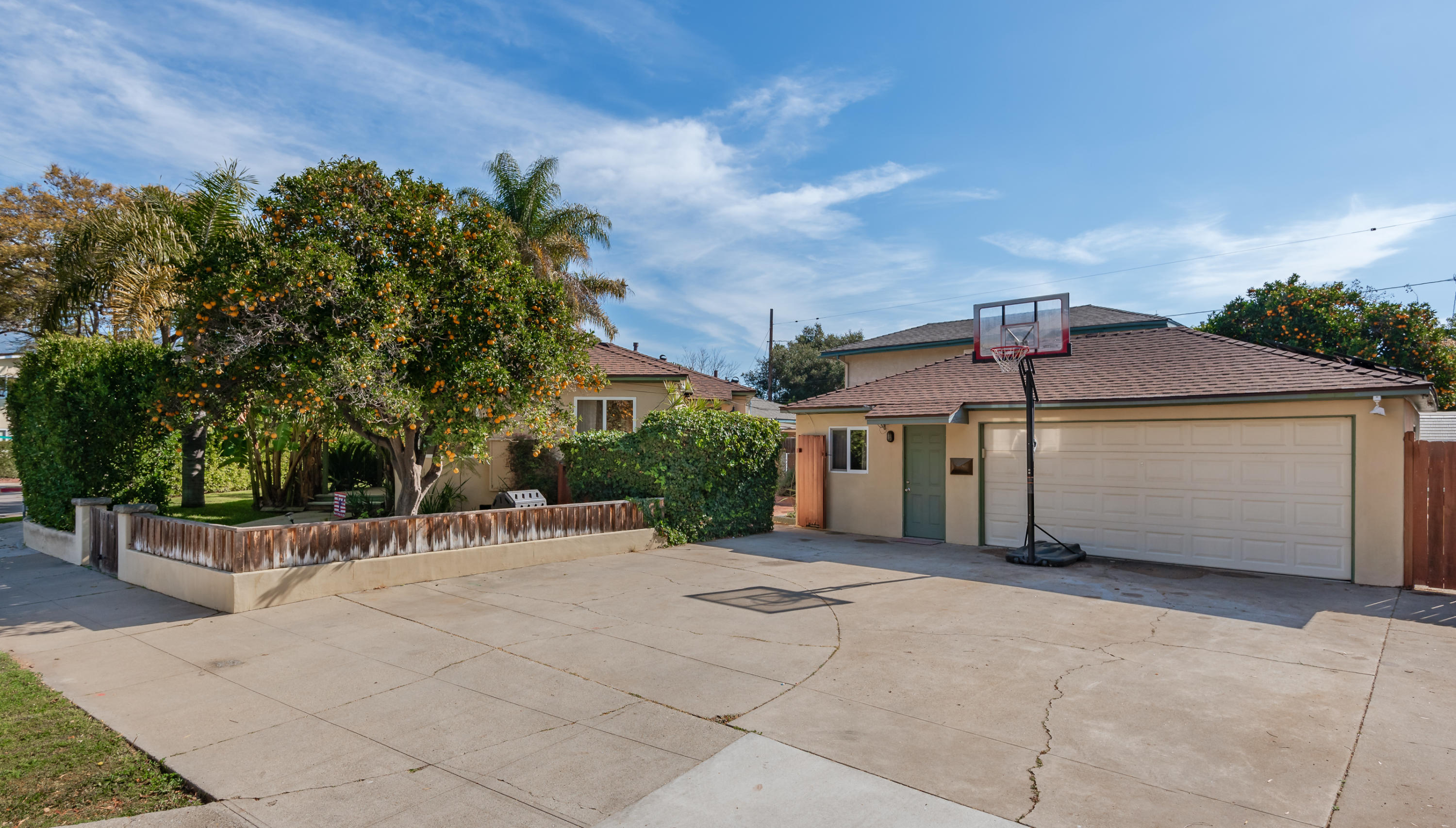 2139 Modoc Road Santa Barbara, CA 93101 - Photo 19 of 19 Huge 2 car gar. with ADU potential