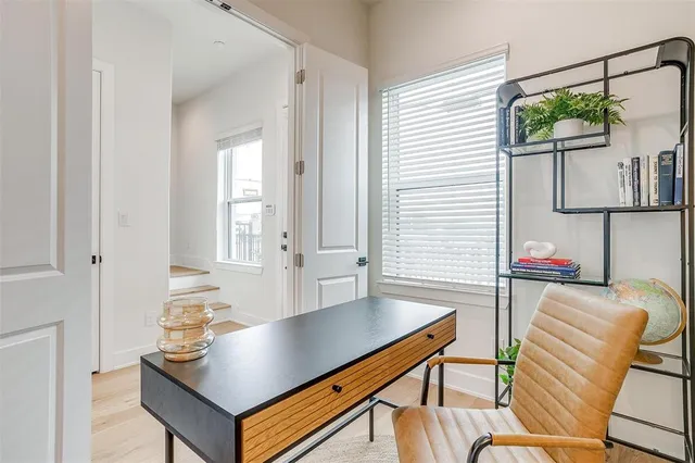 $389,900 | 128 Gdn Court West, Arlington, TX 76013