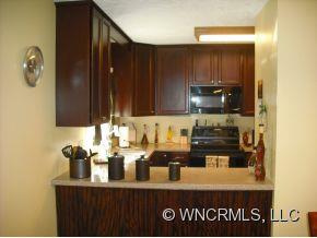 3 Oak Grove Road Arden, NC 28704 - Photo 4 of 13 Gallery Image 4