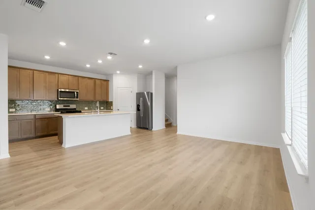 $2,600 | 104 Boondoggle Ridge, Cedar Creek, TX 78612