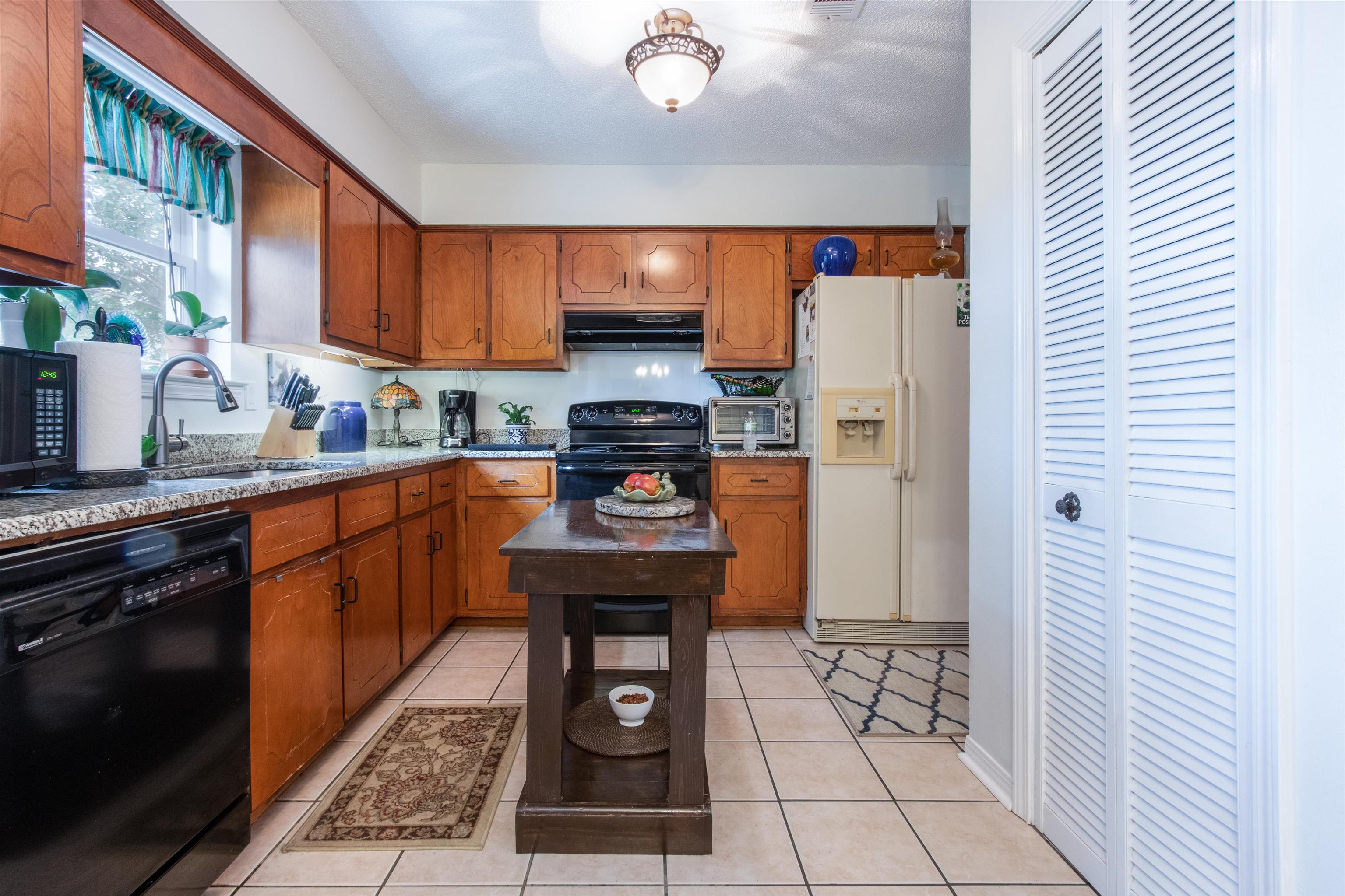 1808 Candlestick Court West Foley, AL 36535 - Photo 5 of 20