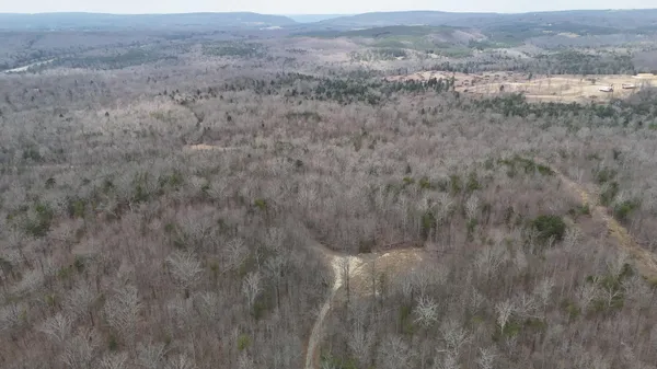 $395,000 | 833 Coke Bowman Road, Soddy Daisy, TN 37379