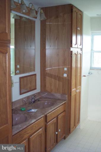 3490 Arters Mill Road Westminster, MD 21158 - Photo 6 of 6 Bath #1