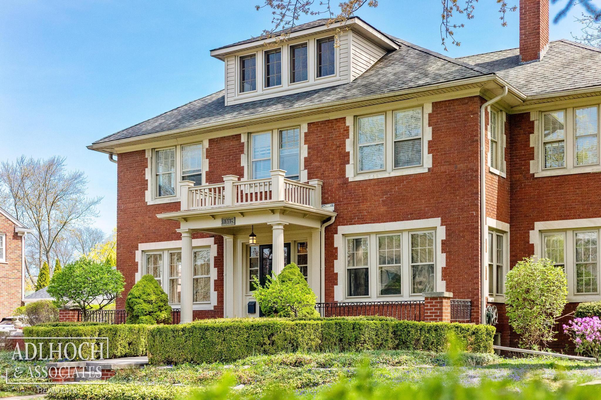 1312 Buckingham Road Grosse Pointe Park, MI 48230 - Photo 2 of 63