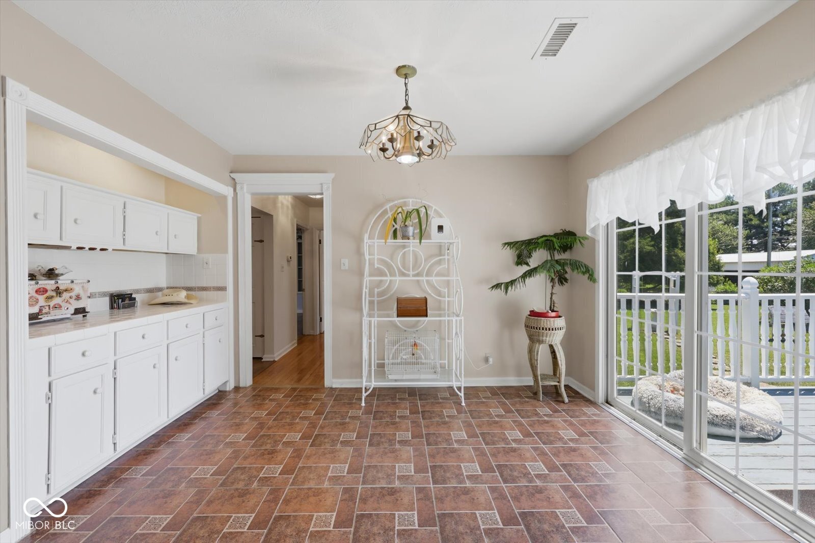 449 East McKay Road Shelbyville, IN 46176 - Photo 26 of 67