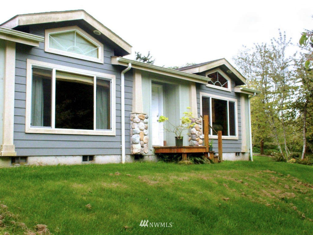 18331 McLean Road Southwest Vashon, WA 98070 - Photo 1 of 13