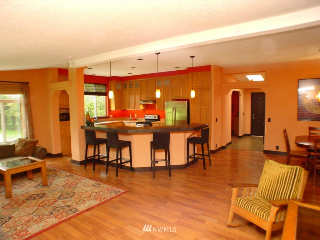 18331 McLean Road Southwest Vashon, WA 98070 - Photo 3 of 13