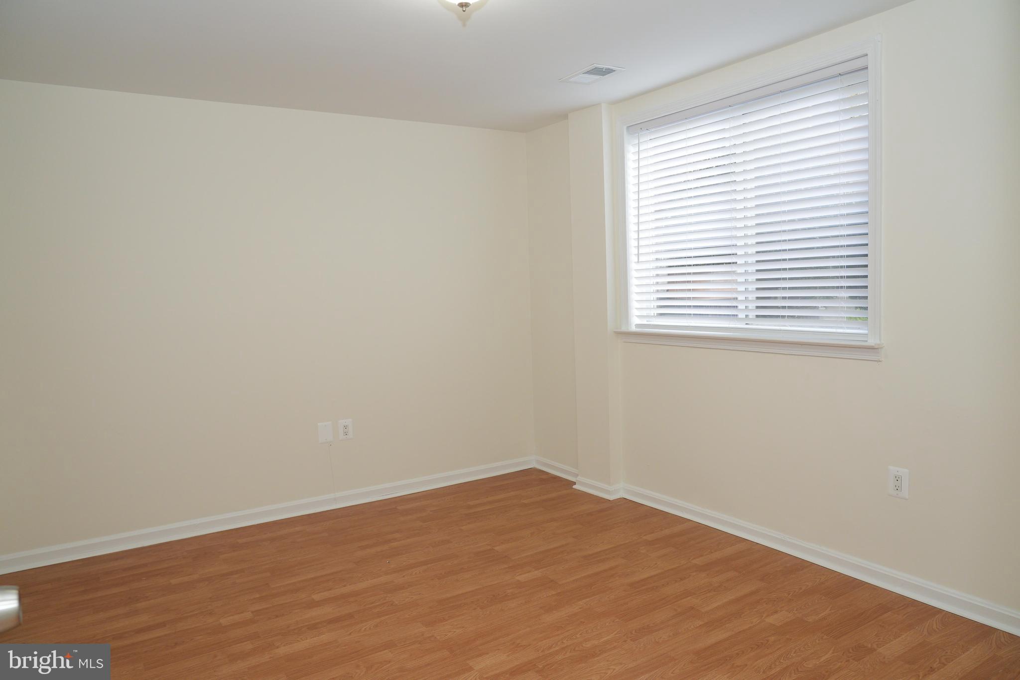 4501 Logsdon Drive, Unit 2 Annandale, VA 22003 - Photo 19 of 33