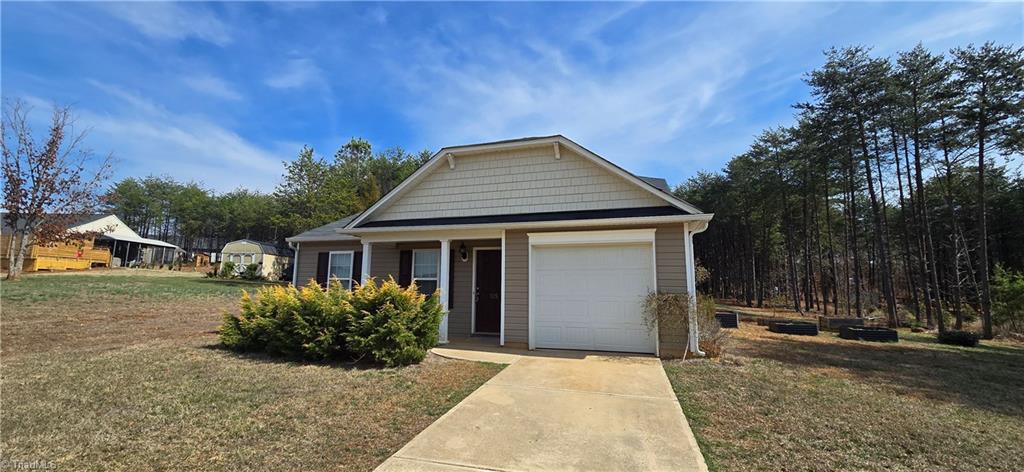 125 Delia Run Madison, NC 27025 - Photo 6 of 37