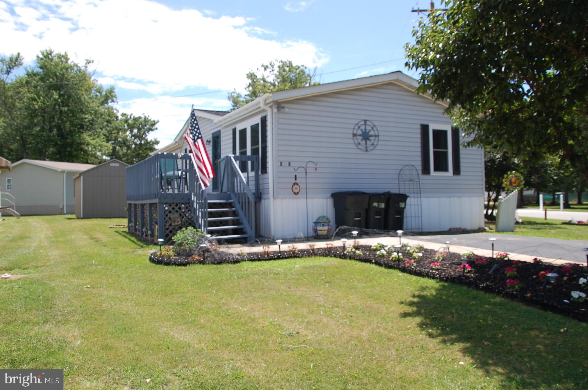 10505 Cedarville Road Brandywine, MD 20613 - Photo 2 of 36 New Paint on Deck