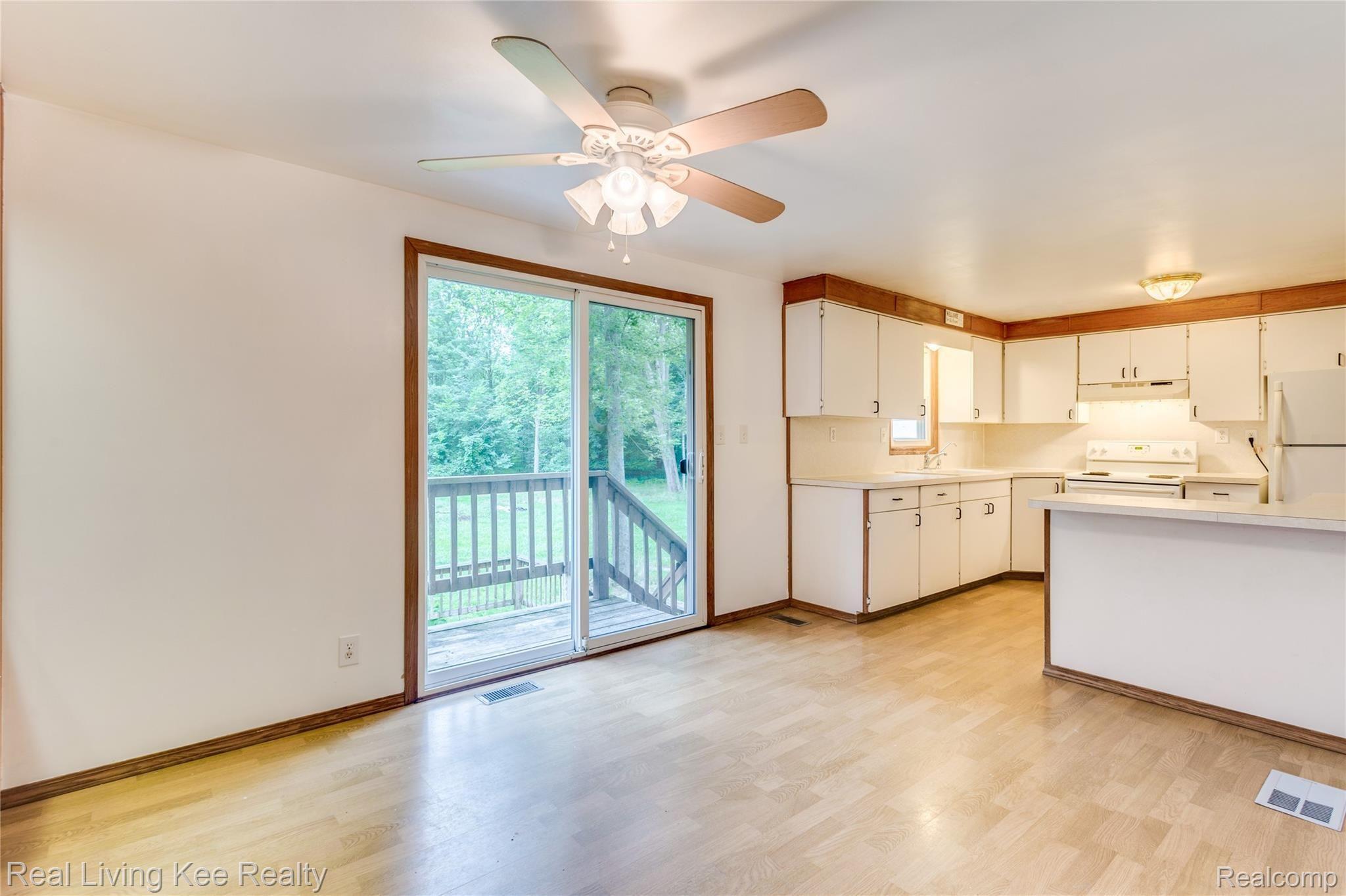 14393 Speaker Road Yale, MI 48097 - Photo 17 of 37 14384 Speaker Rd (25 of 36).jpg