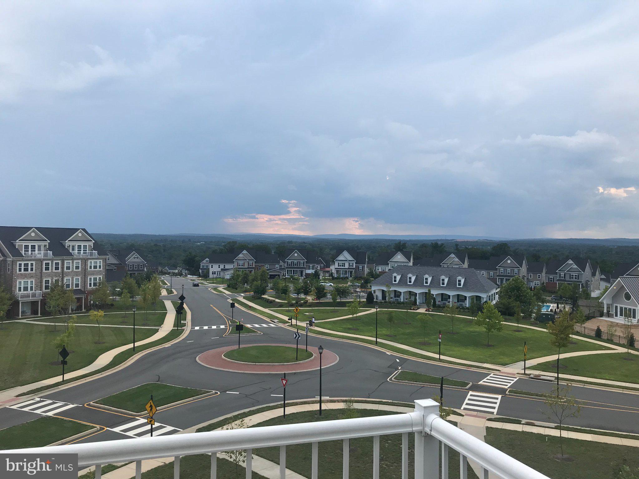 42581 Sunset Ridge Square Ashburn, VA 20148 - Photo 21 of 25 Gallery Image 21