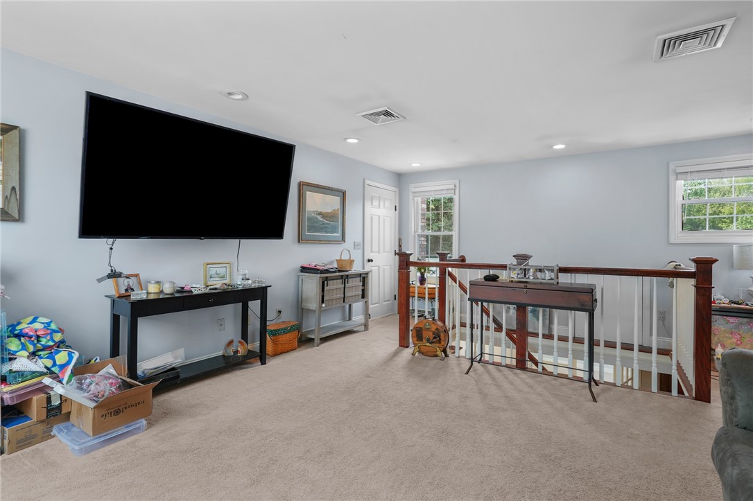 26 Ridgeside Lane Tiverton, RI 02878 - Photo 23 of 34 Gallery Image 23