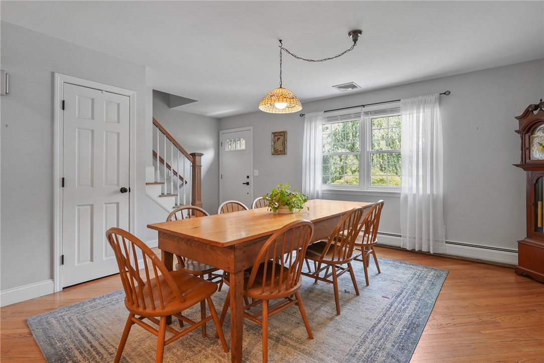 26 Ridgeside Lane Tiverton, RI 02878 - Photo 10 of 34 Gallery Image 10