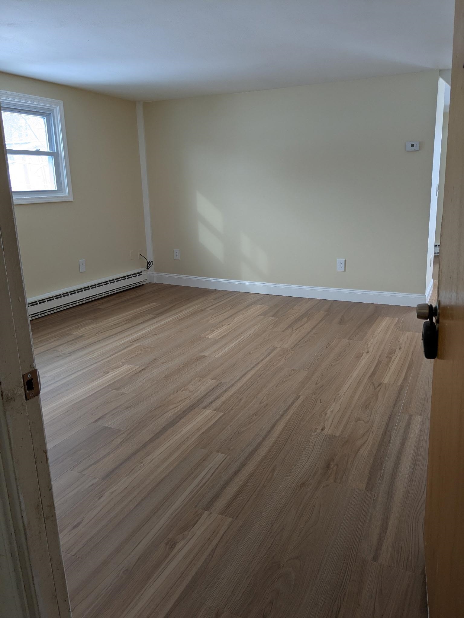 82 High Street Stratham, NH 03885 - Photo 9 of 17