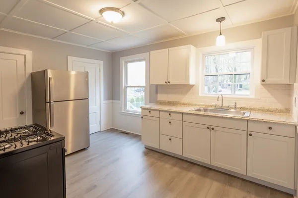 $450,000 | 235 Standish Avenue, Plymouth, MA 02360